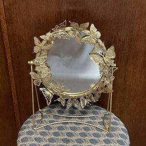 Gold medal round 3-D butterfly standing mirror